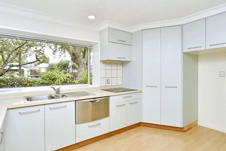 Photo of property in 7 Fisher Avenue, Sydenham, Christchurch, 8023