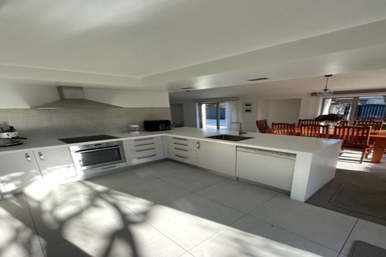 Photo of property in 1/195b Wairakei Road, Bryndwr, Christchurch, 8053