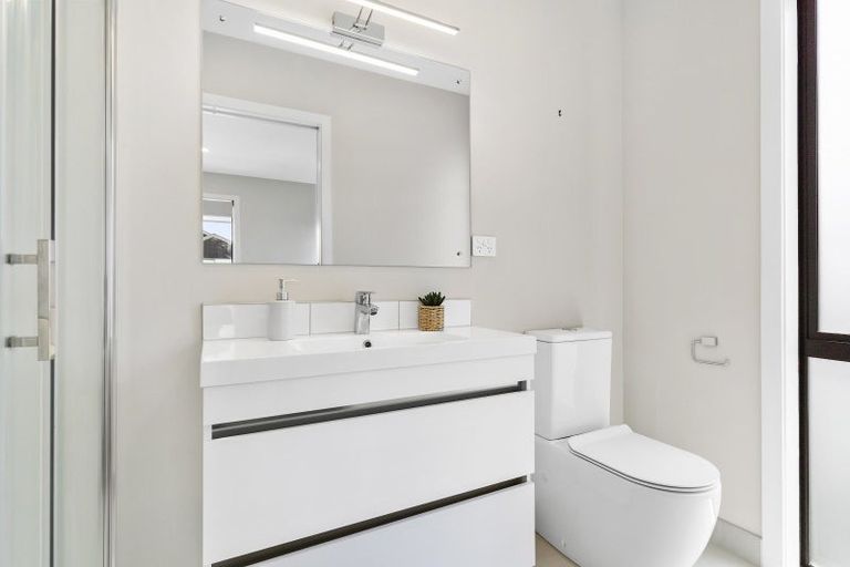 Photo of property in 4b Treloar Crescent, Hobsonville, Auckland, 0616