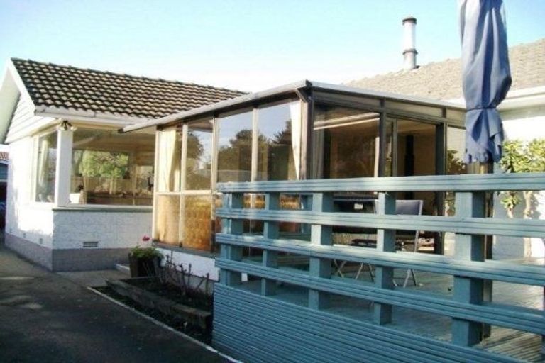 Photo of property in 32 Fenhall Street, Russley, Christchurch, 8042