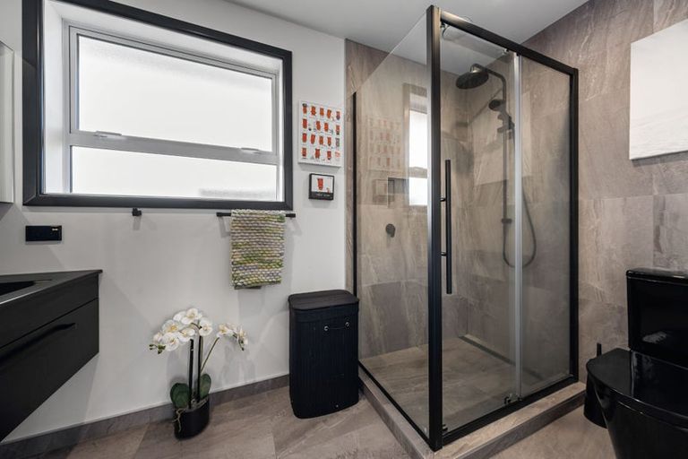 Photo of property in 10 Aintree Street, Bishopdale, Christchurch, 8051