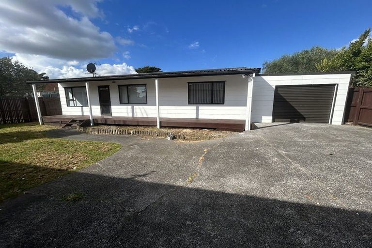 Photo of property in 1/4 Kelvin Road, Papakura, 2110