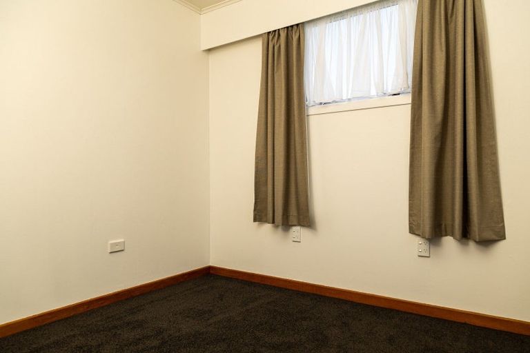 Photo of property in 16 Mayne Street, Waitara, 4320