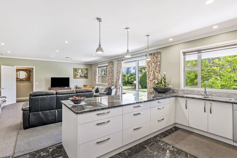 Photo of property in 3-9 Seddon Street, Waikanae, 5036