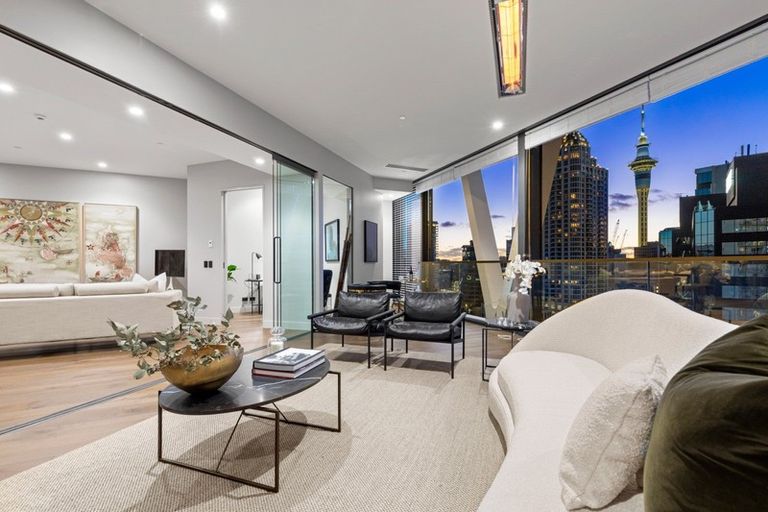 Photo of property in The International, 1001/9 Princes Street, Auckland Central, Auckland, 1010