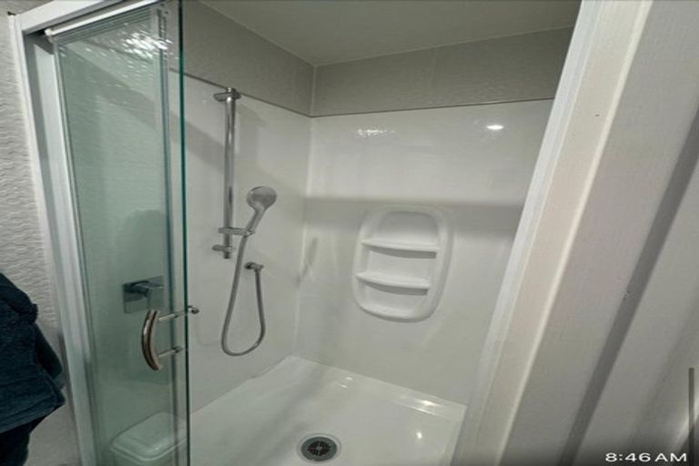 Photo of property in 3/121 Rongotai Road, Kilbirnie, Wellington, 6022