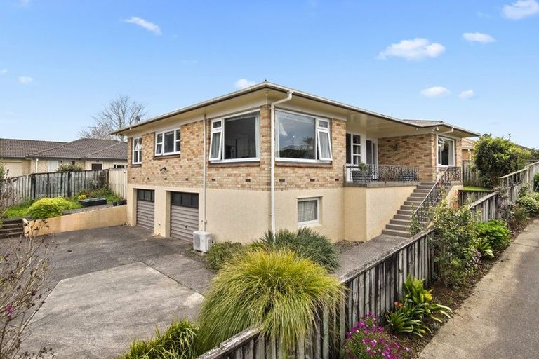 Photo of property in 18 George Arthur Place, Pukekohe, 2120