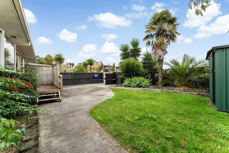 Photo of property in 54 Andrew Road, Howick, Auckland, 2010