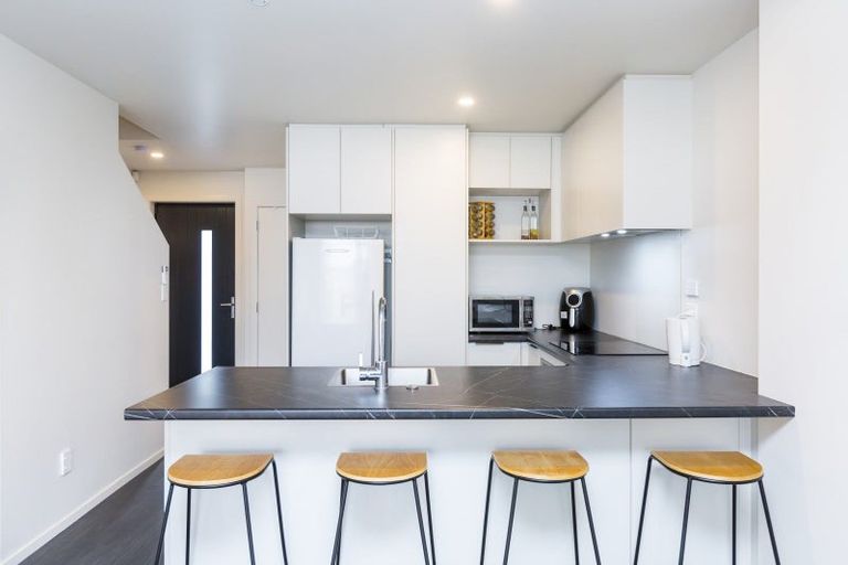 Photo of property in 1115a High Street, Taita, Lower Hutt, 5011