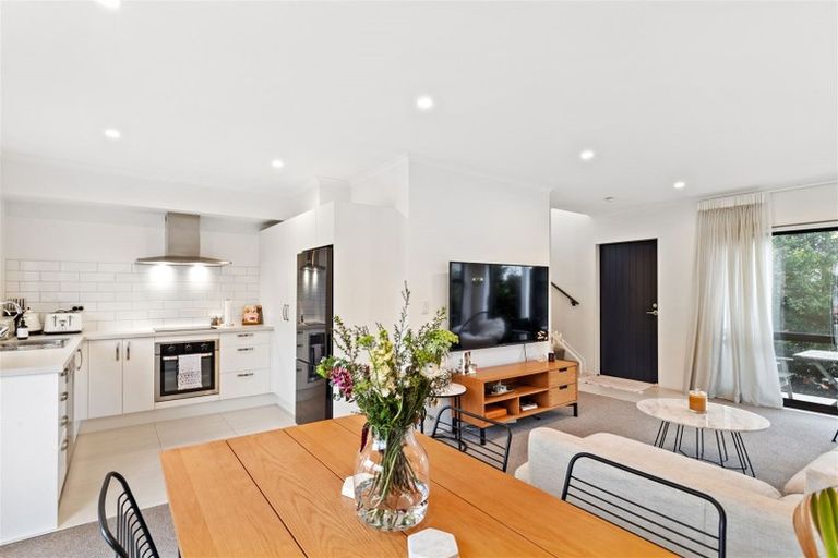 Photo of property in 58 Whenuapai Drive, Whenuapai, Auckland, 0618