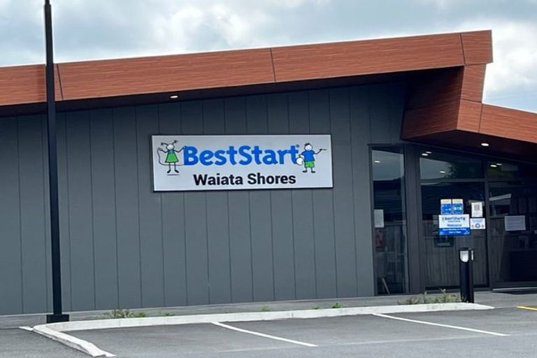 Photo of property in 21 Orona Place, Takanini, 2112