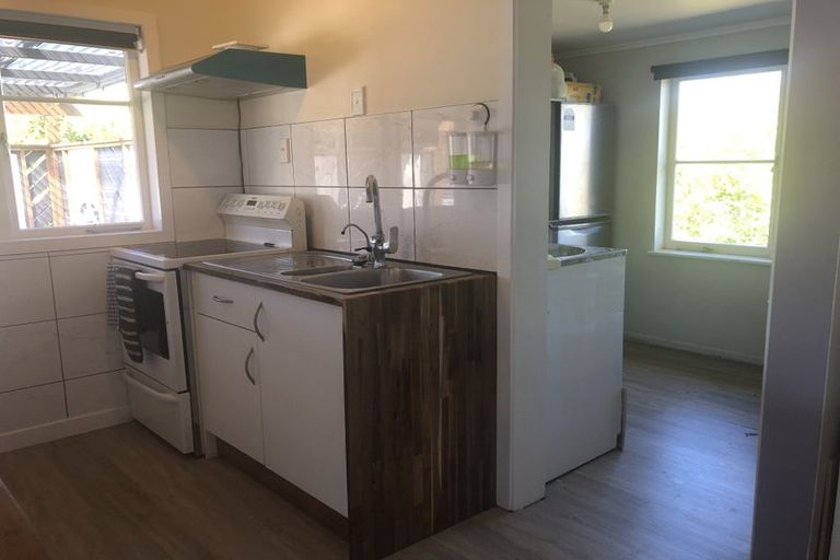 Photo of property in 2083a Paparoa Valley Road, Paparoa, 0571