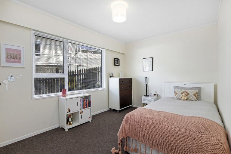 Photo of property in 7 Cassley Crescent, Papakowhai, Porirua, 5024