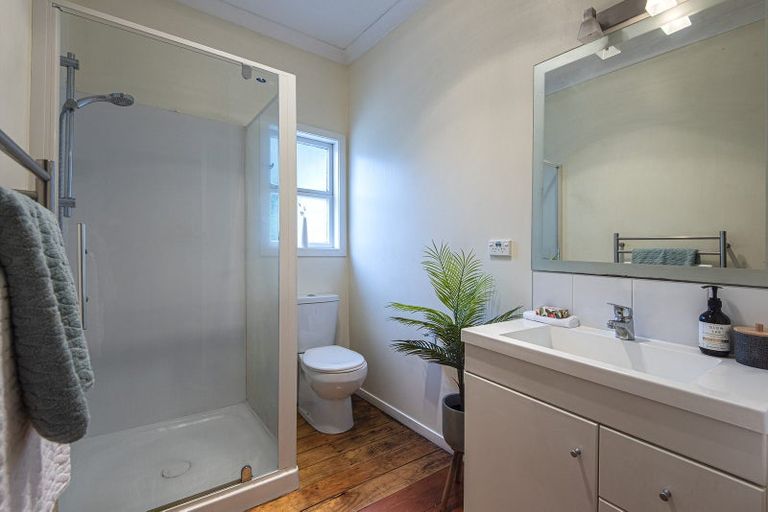 Photo of property in 75 Hatea Drive, Regent, Whangarei, 0112