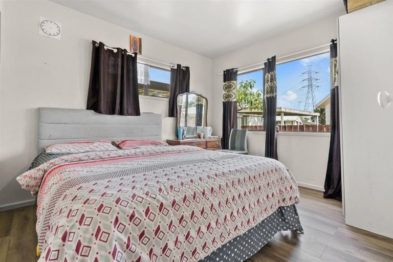 Photo of property in 3/31 Aeronautic Road, Takanini, 2112