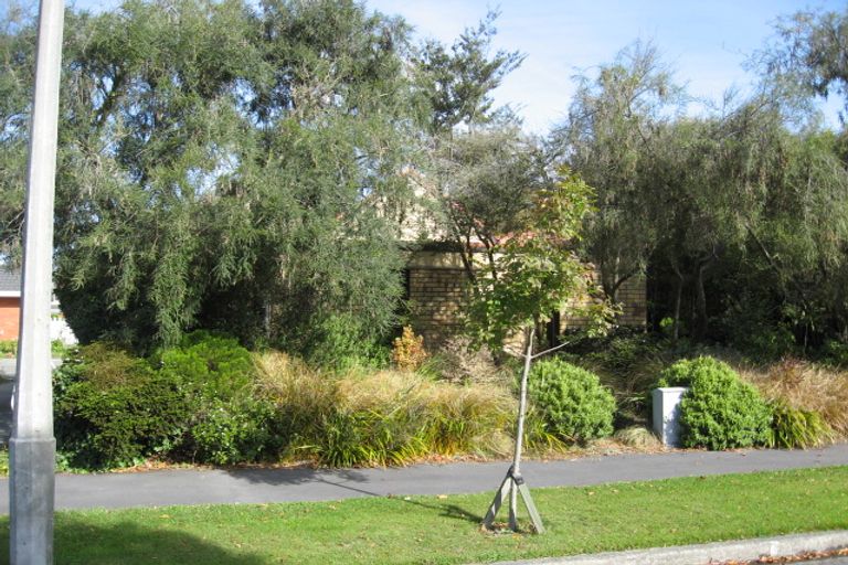 Photo of property in 25 Montclare Avenue, Ilam, Christchurch, 8041