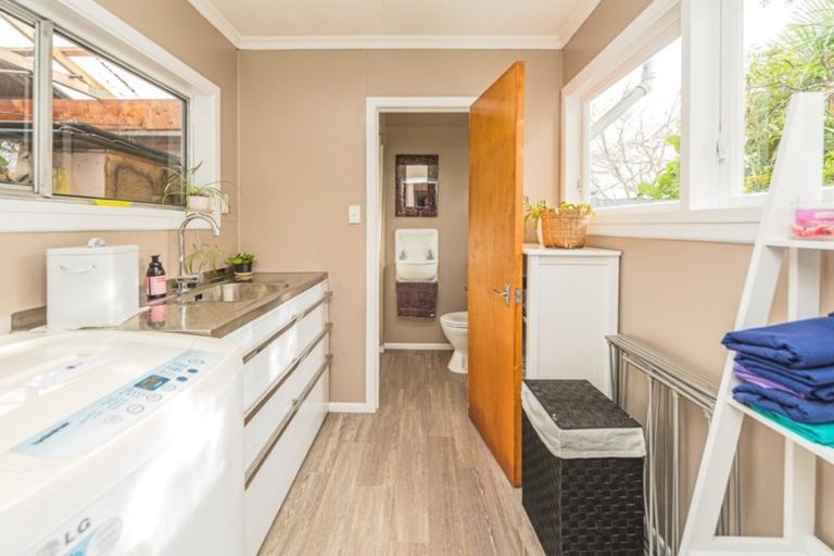 Photo of property in 11 Stark Street, Durie Hill, Whanganui, 4500