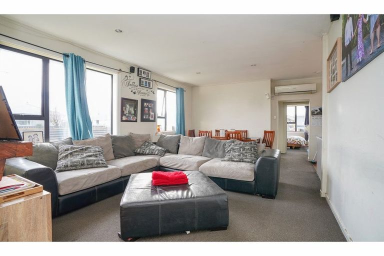 Photo of property in 64 Price Street, Grasmere, Invercargill, 9810