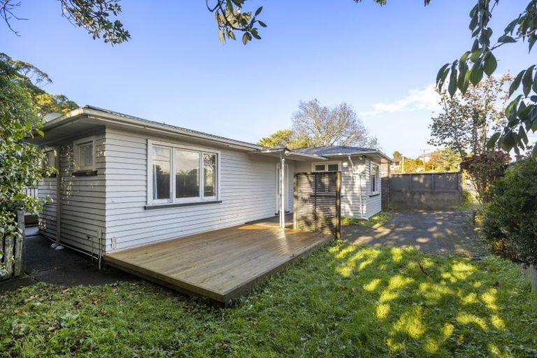 Photo of property in 275 Coronation Avenue, Welbourn, New Plymouth, 4310
