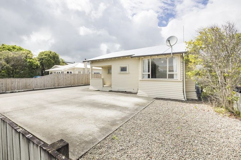 Photo of property in 990 Tremaine Avenue, Roslyn, Palmerston North, 4414