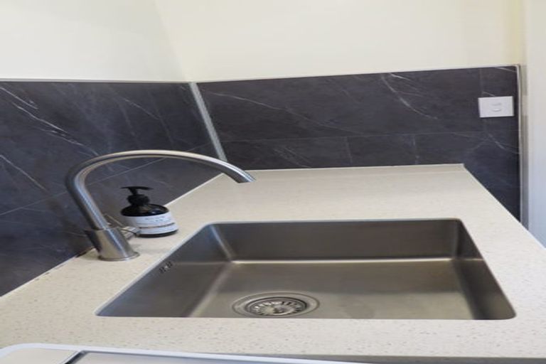 Photo of property in 21 Casper Street, Fairfield, Hamilton, 3214