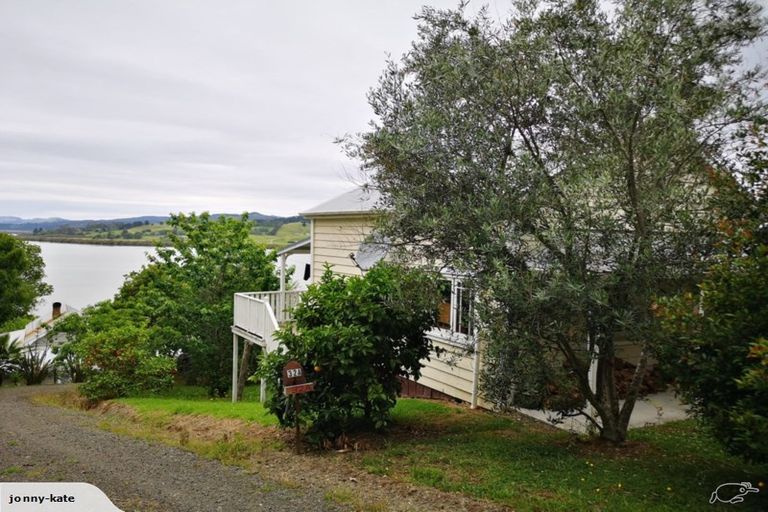 Photo of property in 32 Rakautapu Road, Kohukohu, 0491