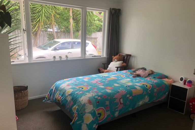 Photo of property in 1/91 Selwyn Crescent, Forrest Hill, Auckland, 0620