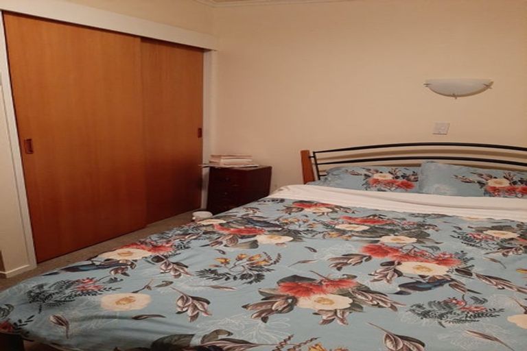 Photo of property in 7-9 School Road, Plimmerton, Porirua, 5026