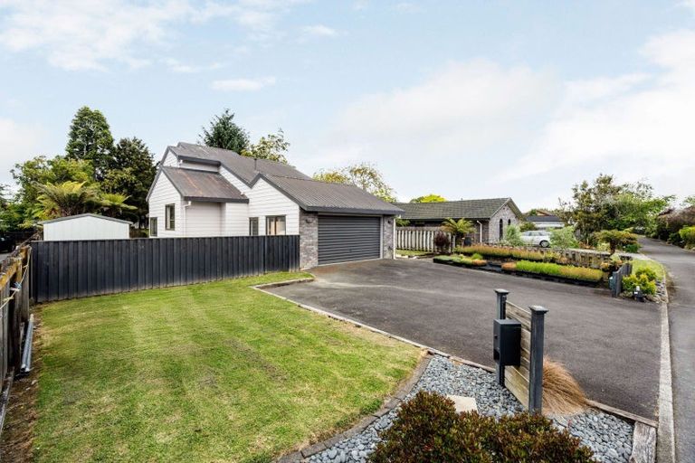 Photo of property in 16 Woodland Drive, Flagstaff, Hamilton, 3210