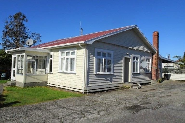 Photo of property in 129 Weld Street, Hokitika, 7810