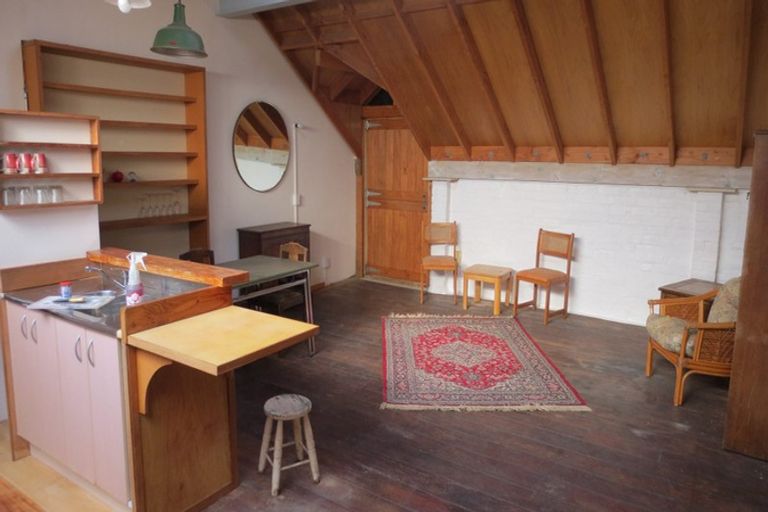 Photo of property in 4a Luxford Street, Berhampore, Wellington, 6023