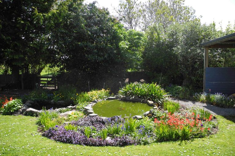 Photo of property in 128 Maytown Road, Waimate, 7978