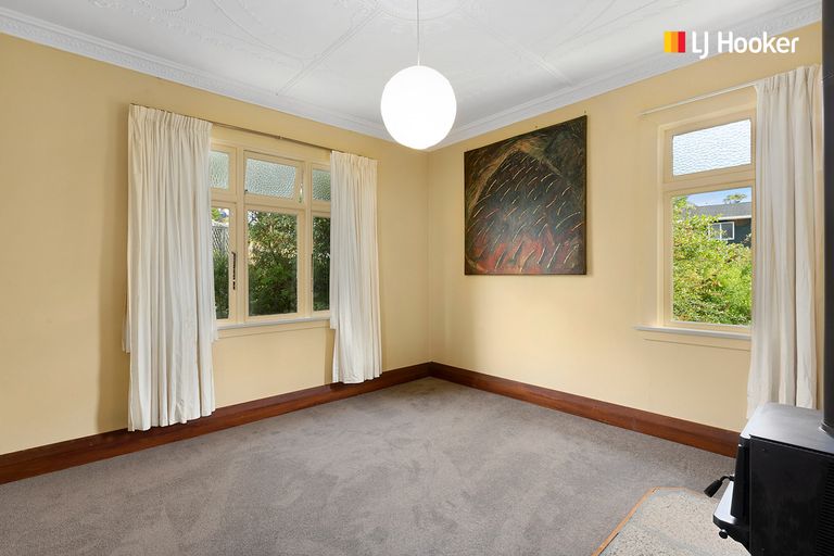 Photo of property in 24 Springhill Road, Mornington, Dunedin, 9011