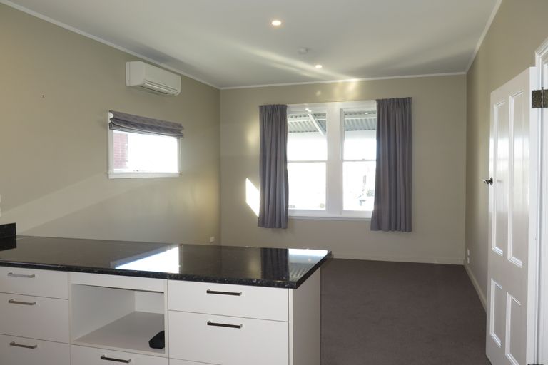 Photo of property in 215 Church Street, West End, Timaru, 7910