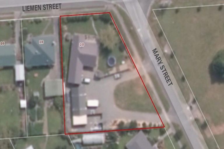 Photo of property in 20 Liemen Street, Otautau, 9610