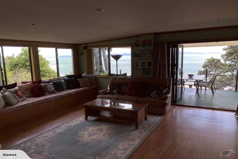 Photo of property in 264 Thames Coast Sh25 Road, Thornton Bay, Thames, 3575
