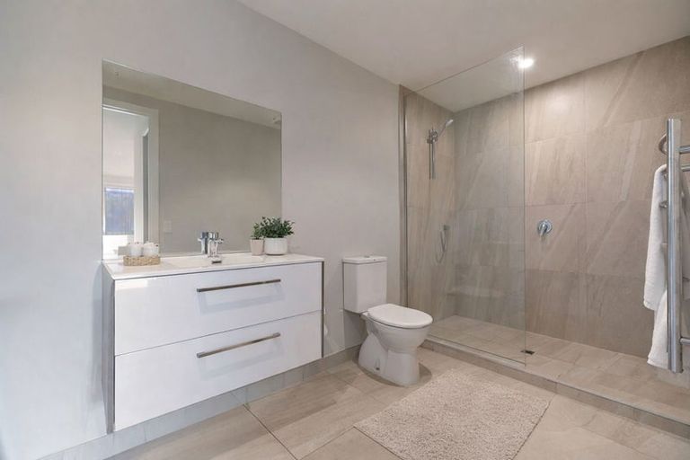 Photo of property in St Andrews Park, 42b Highview Terrace, Queenstown, 9300