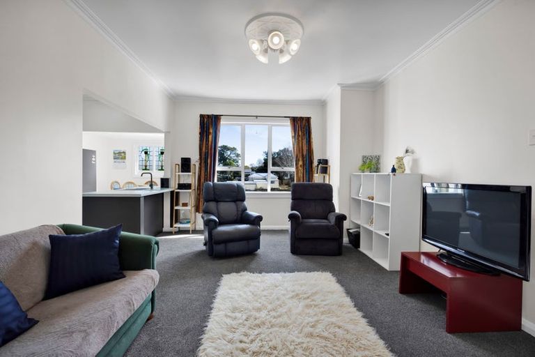 Photo of property in 29 Clifford Road, Eltham, 4322