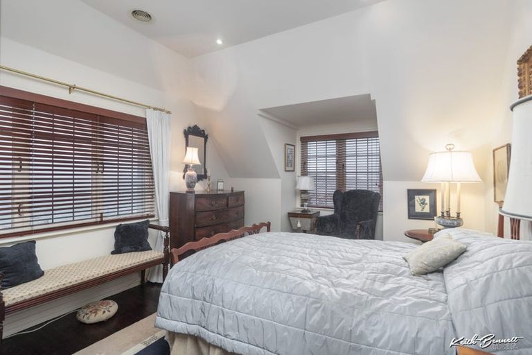 Photo of property in 24 Orchard Street, Wadestown, Wellington, 6012