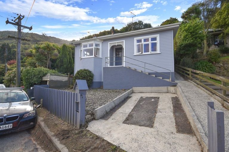 Photo of property in 155 Ravensbourne Road, Ravensbourne, Dunedin, 9022
