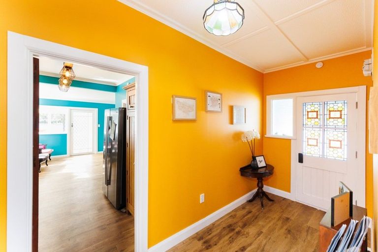 Photo of property in 93 Wood Street, Takaro, Palmerston North, 4410