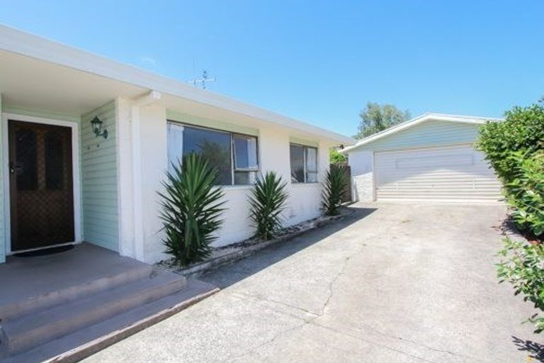 Photo of property in 22 Knightsbridge Place, Dinsdale, Hamilton, 3204