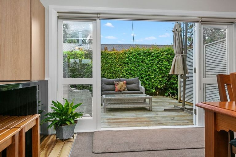 Photo of property in 33 Weld Street, Cambridge, 3434