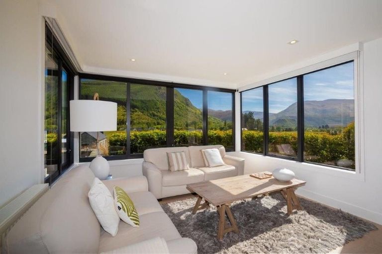 Photo of property in 6 Ogilvie Lane, Arrowtown, Queenstown, 9371