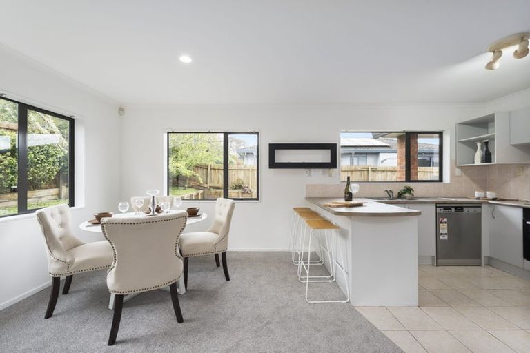 Photo of property in 13b Parkcrest Drive, Henderson, Auckland, 0612