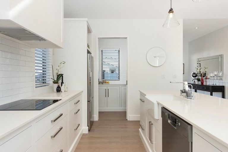 Photo of property in 1 Astelia Lane, Papamoa Beach, Papamoa, 3118