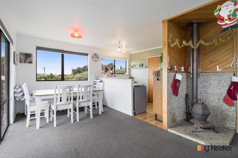 Photo of property in 2 Nathan Place, Athenree, Katikati, 3177