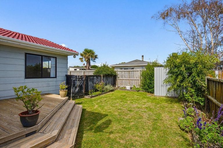 Photo of property in 4 Sharda Grove, Paraparaumu Beach, Paraparaumu, 5032