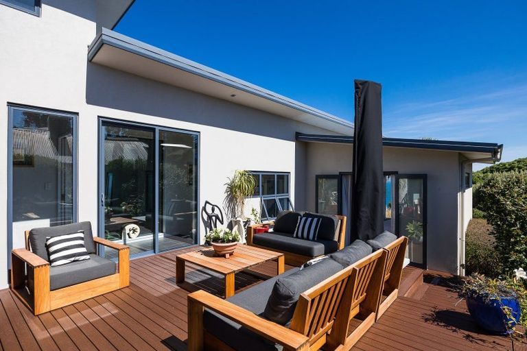 Photo of property in 25 Highgrove, Saint Clair, Dunedin, 9012