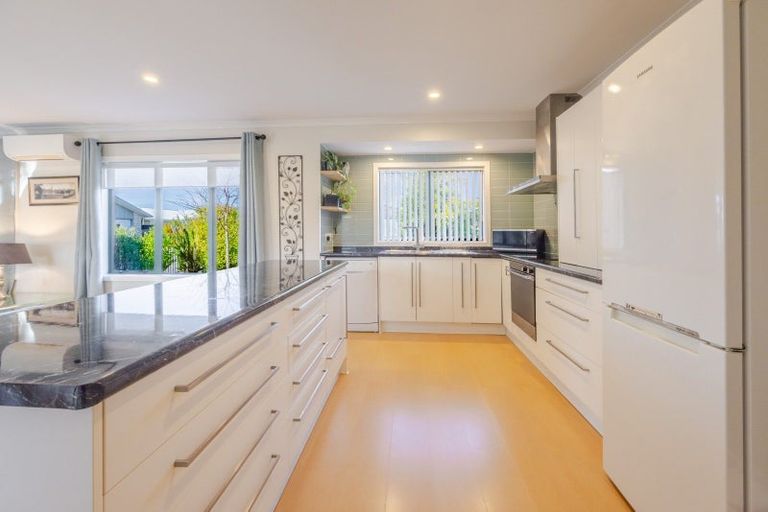 Photo of property in 7 Gregory Grove, Clive, 4102